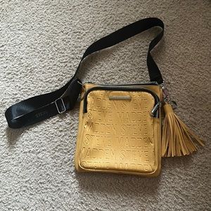 VINTAGE STEVE MADDEN CROSSBODY PURSE